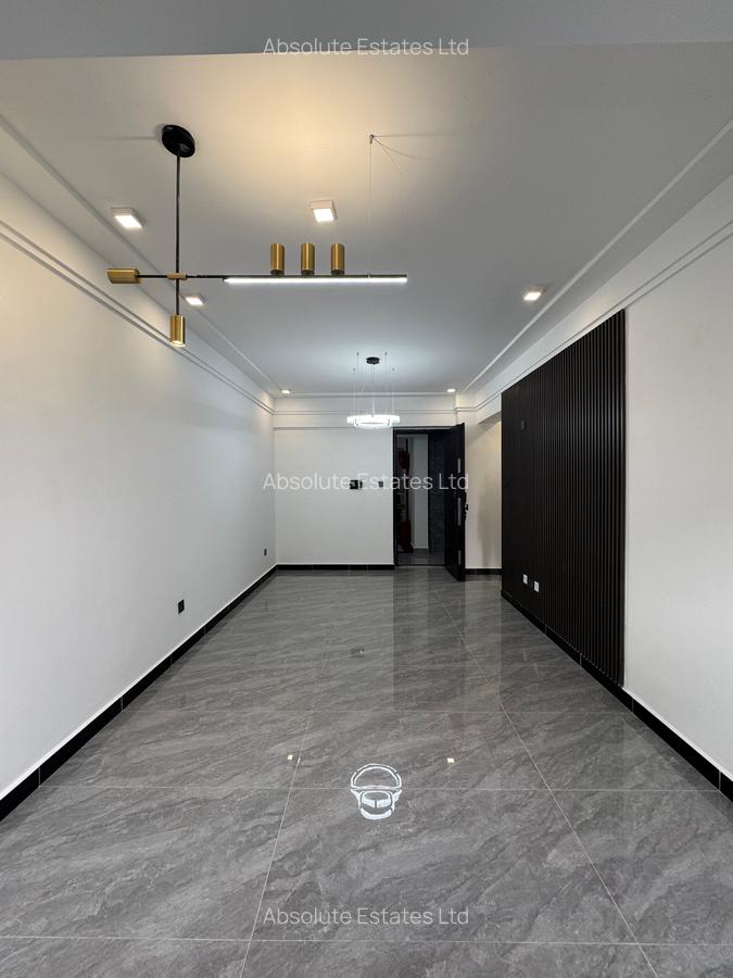 1 Bed Apartment with En Suite in Lavington - 4