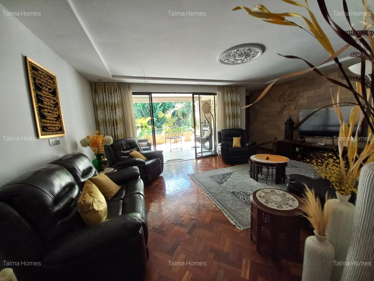 5 Bed Townhouse with En Suite at Lavington - 15