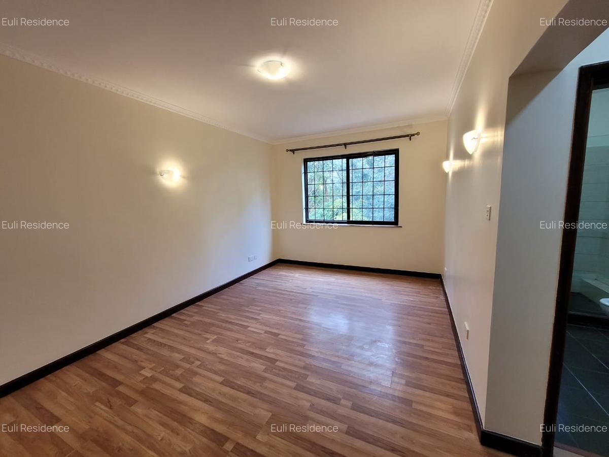 3 Bed Apartment with En Suite at Church Rd - 11