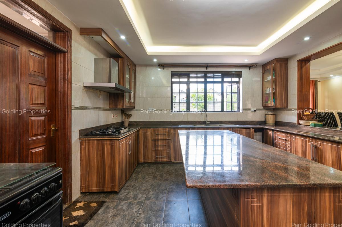 4 Bed House at Chuna Estate - 8