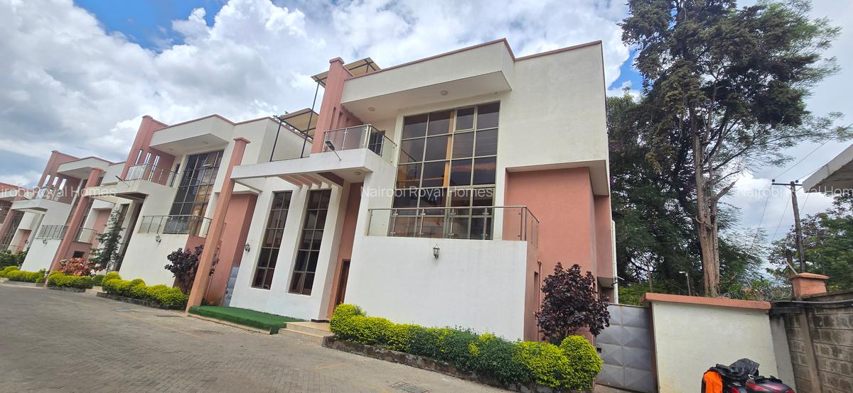 5 Bed Townhouse with En Suite at Lavington Green - 1