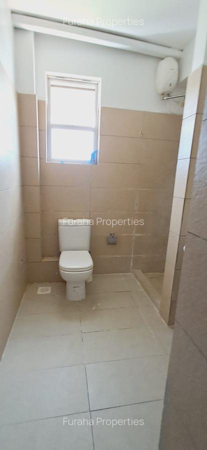 2 Bed Apartment in Shanzu - 4