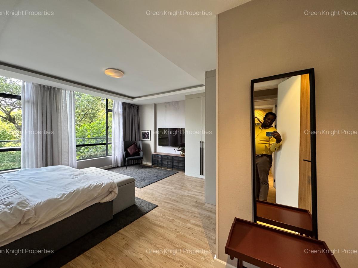 Serviced 2 Bed Apartment with En Suite in Westlands Area - 2