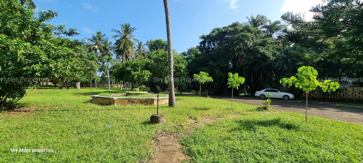 3.7 ac Land at Serena - 13