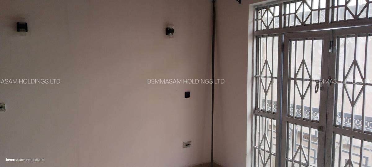 4 Bed Villa with En Suite at Community Road - 14