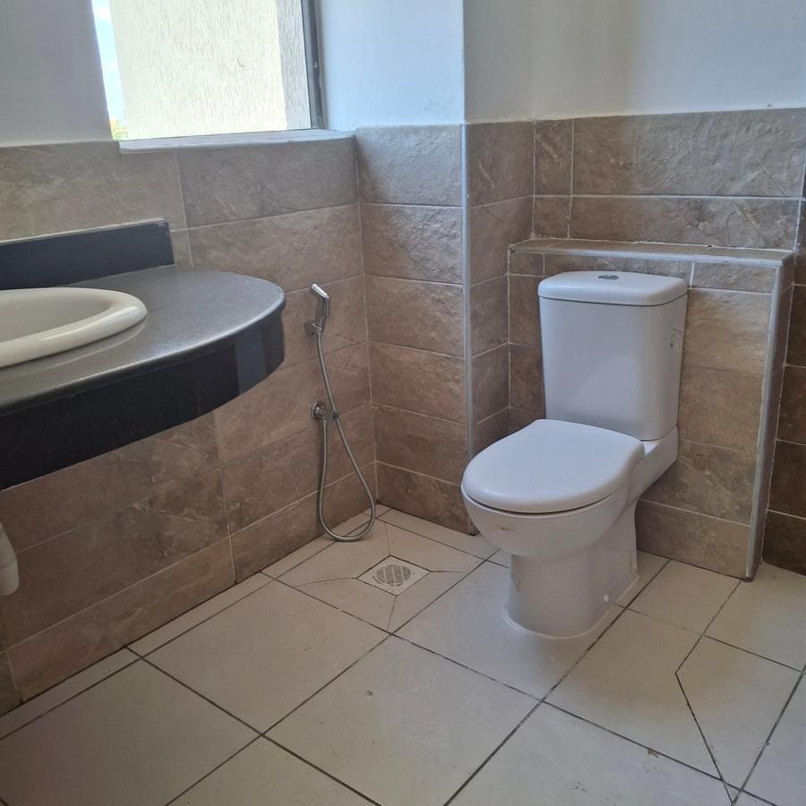 Serviced 4 Bed Apartment with En Suite at Nyali Mombasa - 9