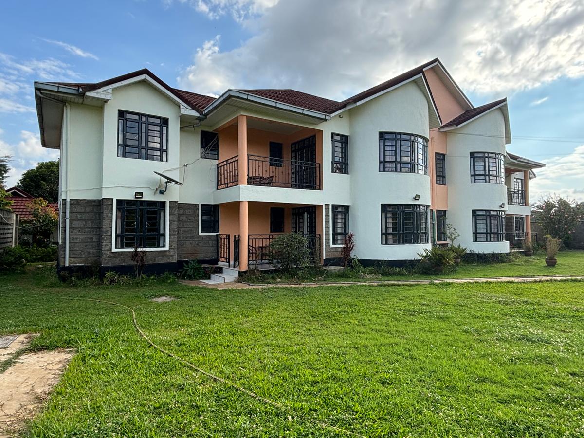 Serviced 2 Bed Apartment with En Suite in Runda - 19