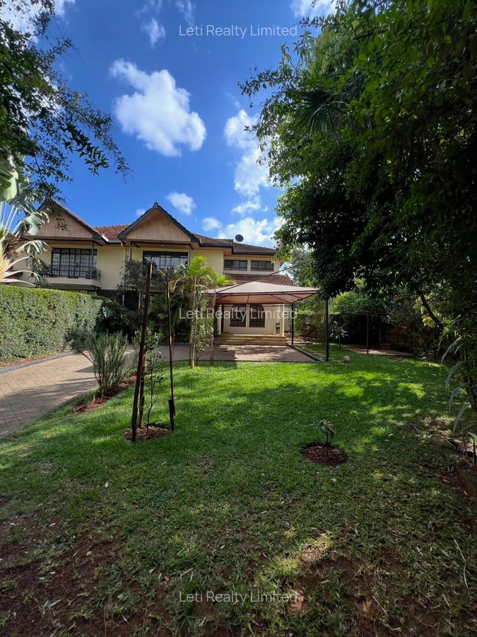4 Bed Townhouse with En Suite in Lavington - 2