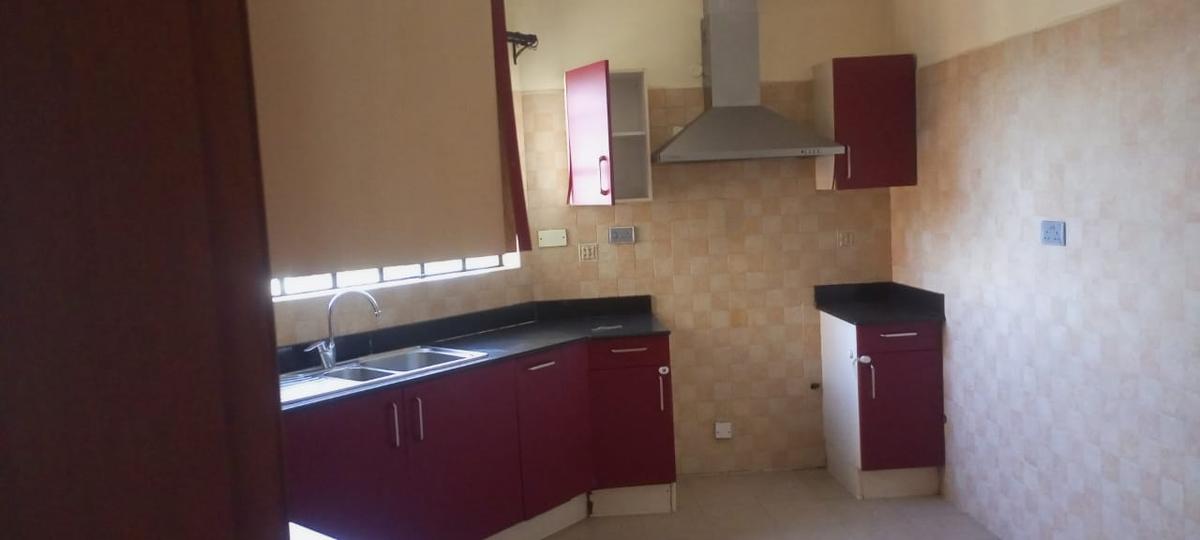 4 Bed Apartment with En Suite at Upperhill - 11