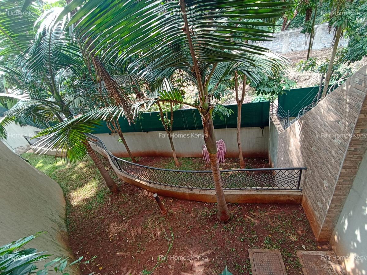 5 Bed Townhouse with En Suite at Convent Drive - 4