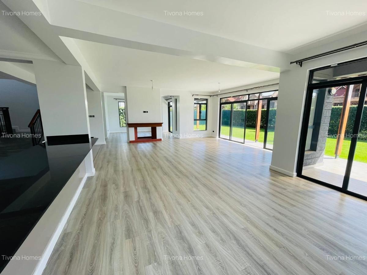 5 Bed Townhouse with En Suite in Runda - 19