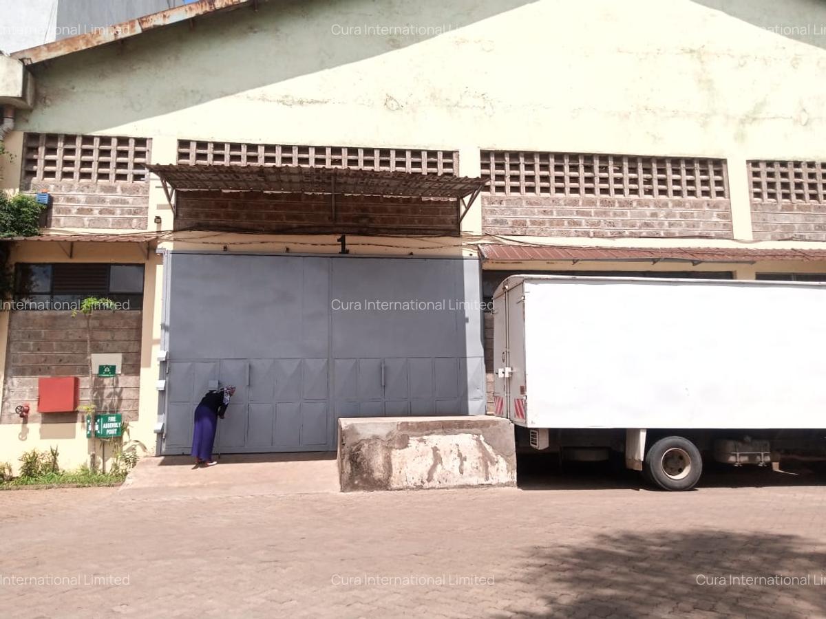 8,700 ft² Warehouse with Parking in Ruaraka - 4