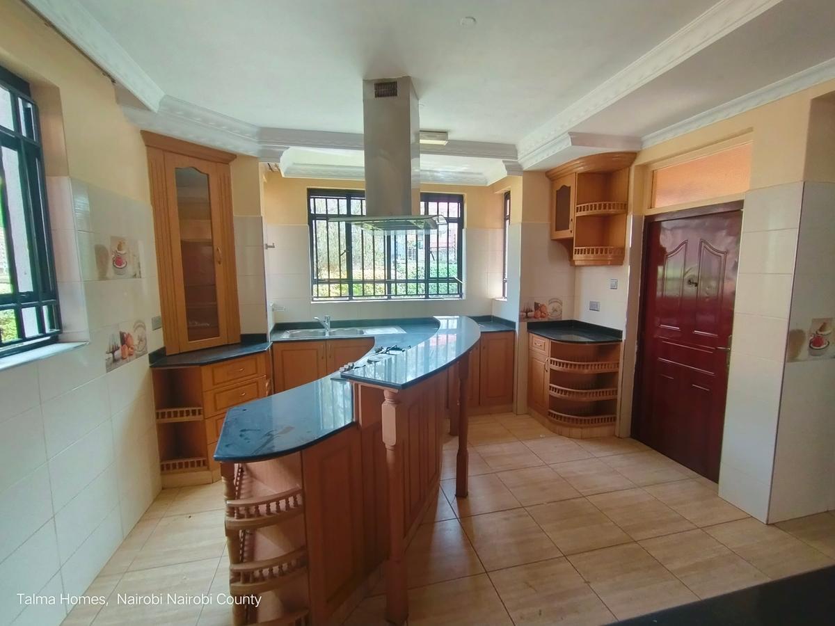 4 Bed Townhouse with En Suite at Muthangari Road - 5