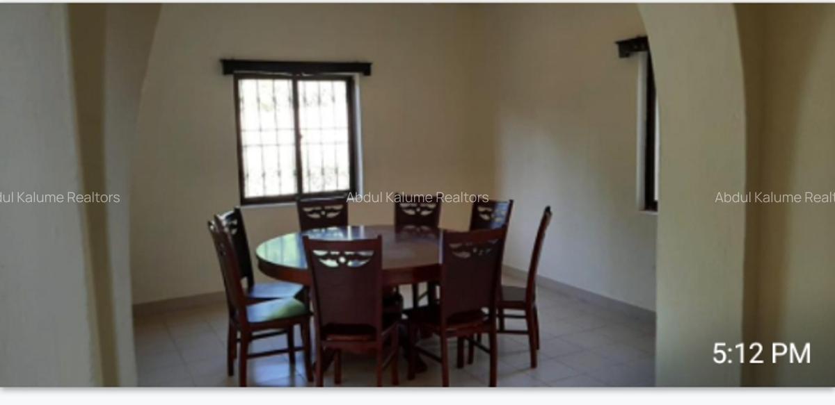 4 Bed House with En Suite at Nyali - 10