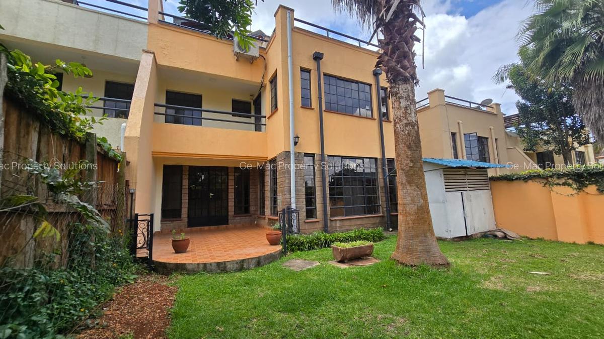 6 Bed Townhouse with En Suite in Lavington - 3