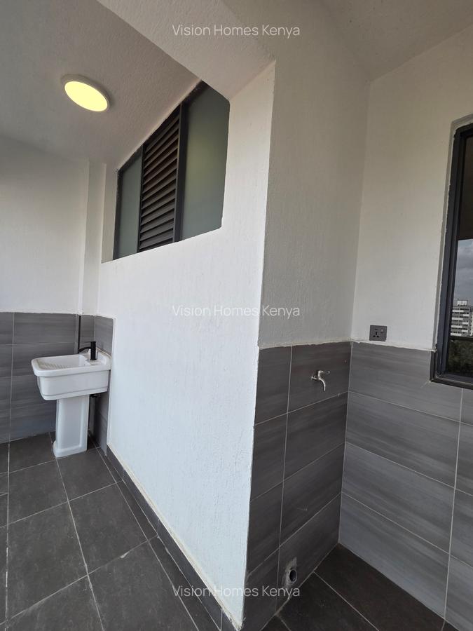 2 Bed Apartment with En Suite in Lavington - 7