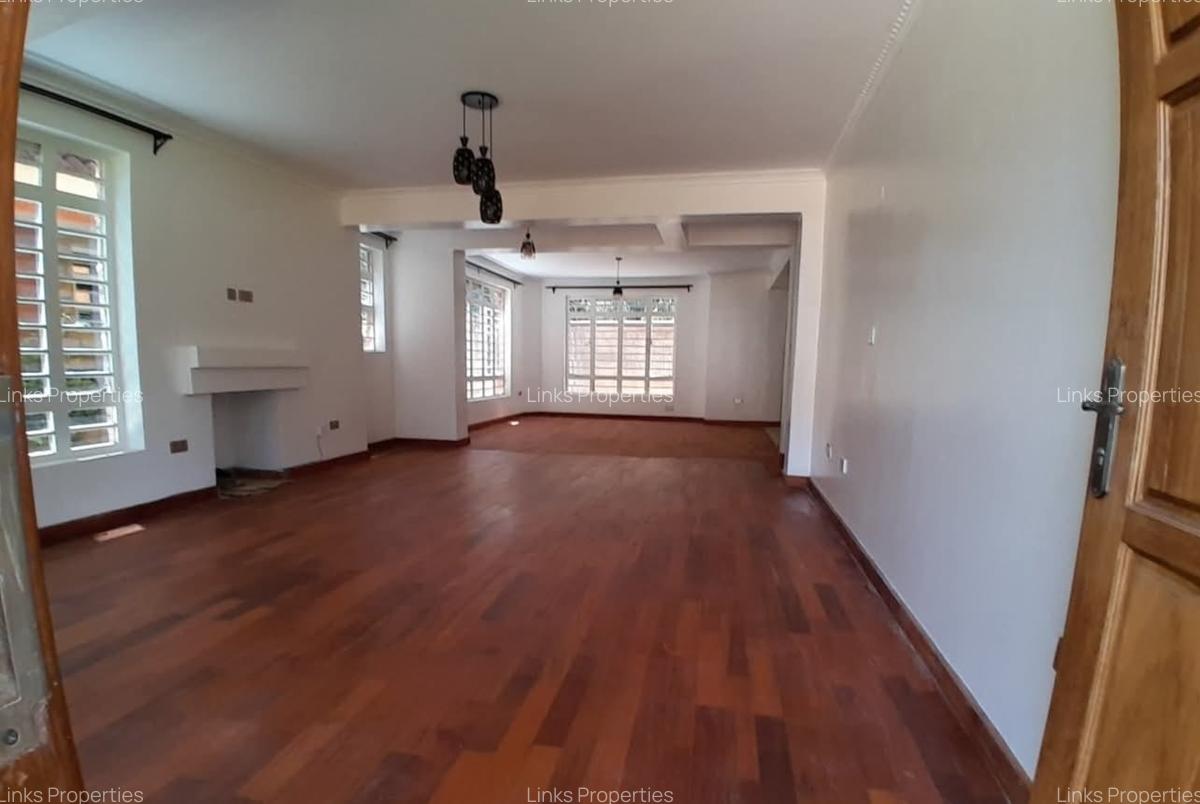 6 Bed Townhouse with En Suite at Karen - 2