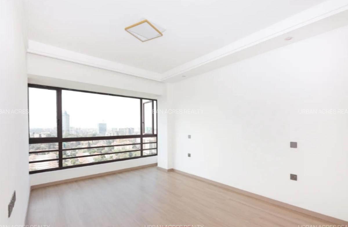 2 Bed Apartment with En Suite at Riverside Drive - 13