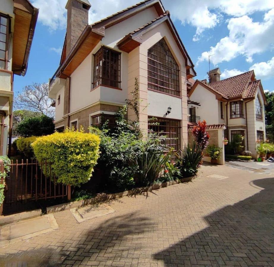 5 Bed Townhouse in Lavington - 9