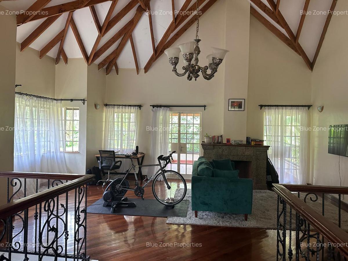 5 Bed Villa with En Suite at Off Rosslyn Lone Tree Rd - 10