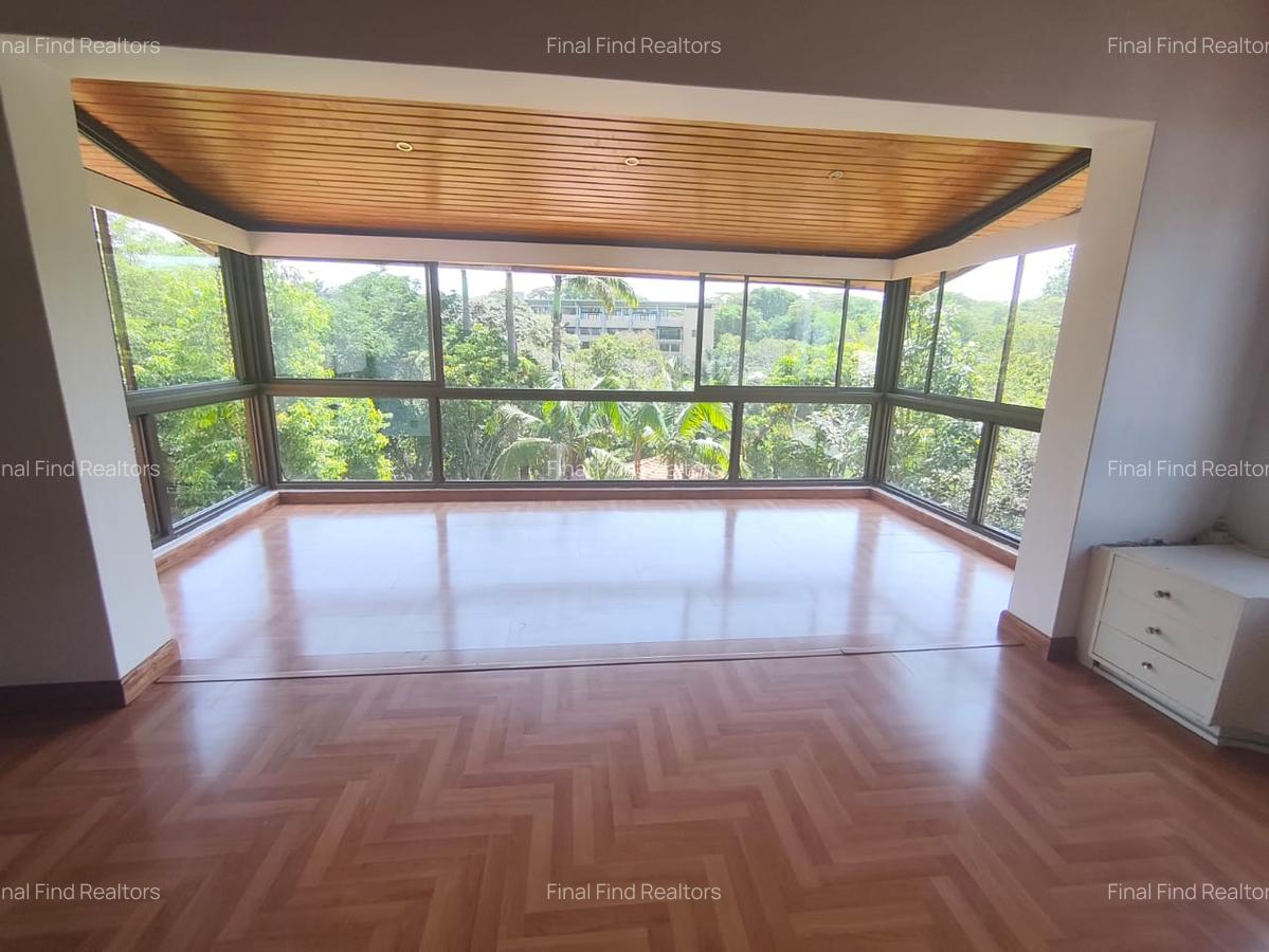 6 Bed House with Staff Quarters in Runda - 18