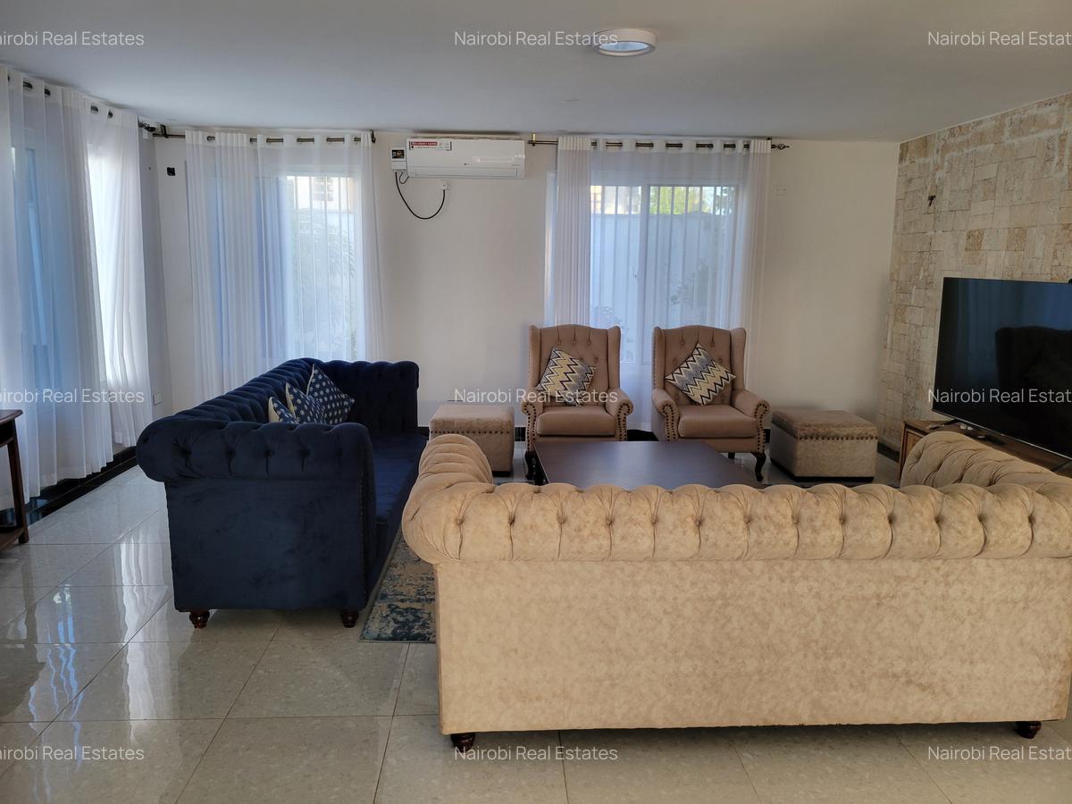 3 Bed House with En Suite in Diani - 6