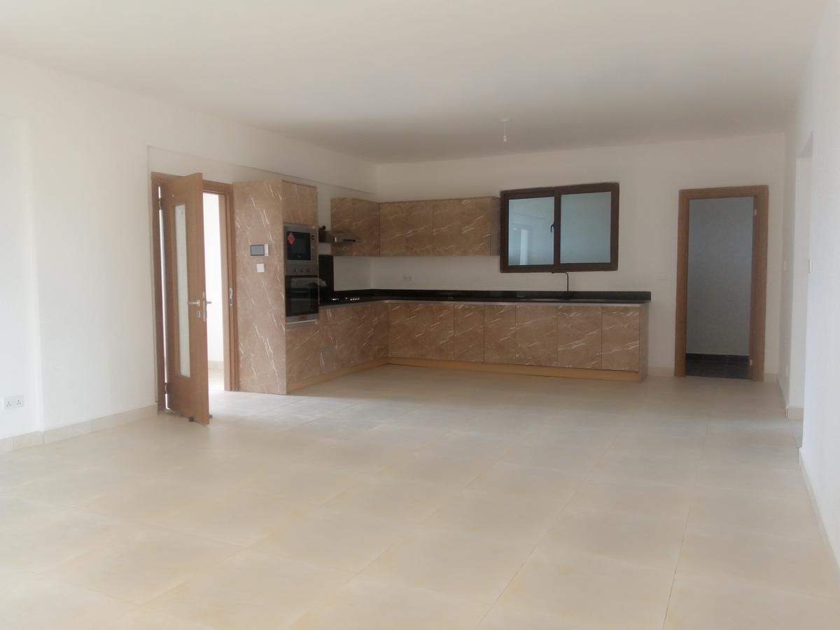 2 Bed Apartment with En Suite in Westlands Area - 13