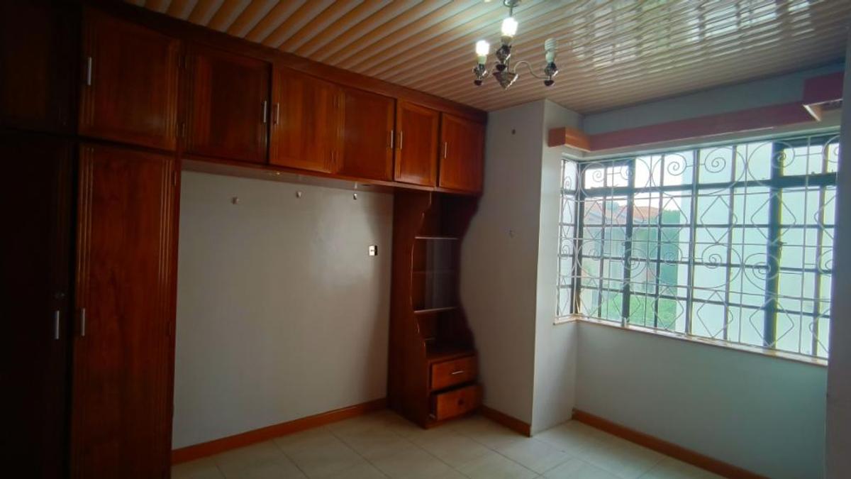 3 Bed Townhouse with En Suite at Syokimao Estate - 10