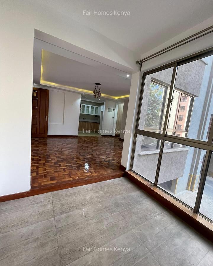 1 Bed Apartment with En Suite at Othaya Road - 3