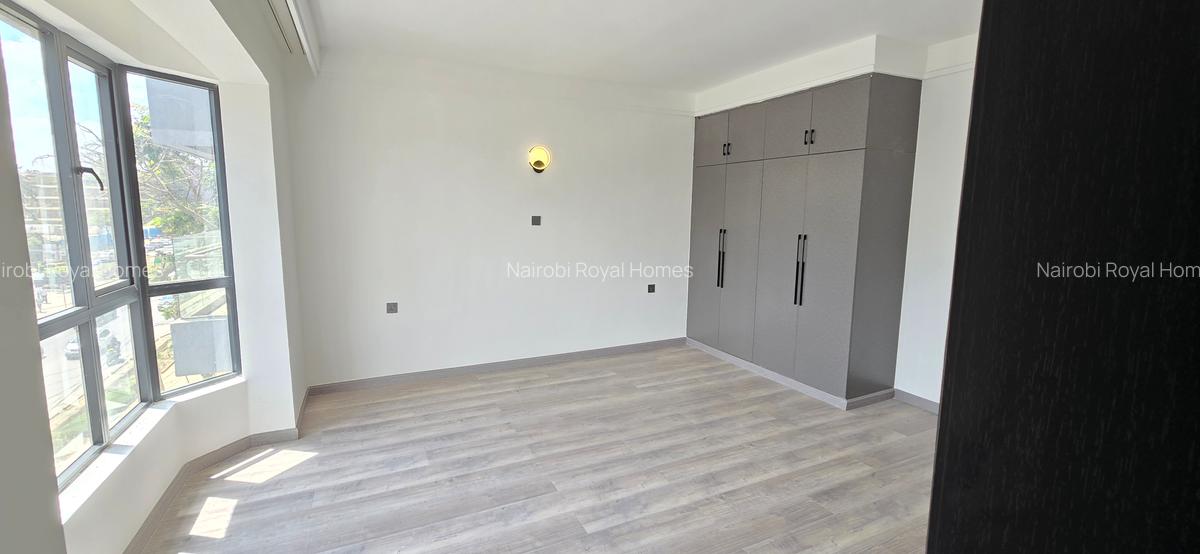 4 Bed Apartment with En Suite at Kileleshwa Road - 17