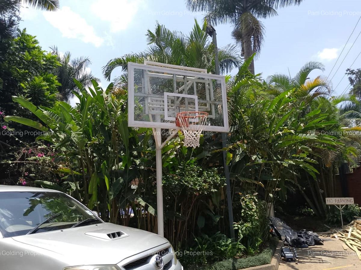 4 Bed Apartment with En Suite in Kilimani - 18