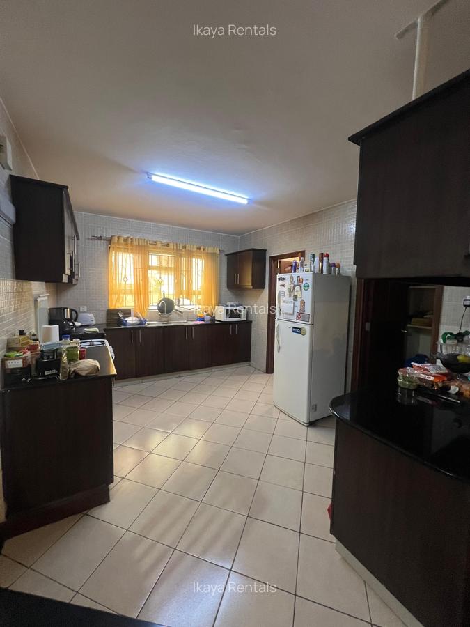 3 Bed Apartment with En Suite at East Church Road Off Rhapta Road - 2