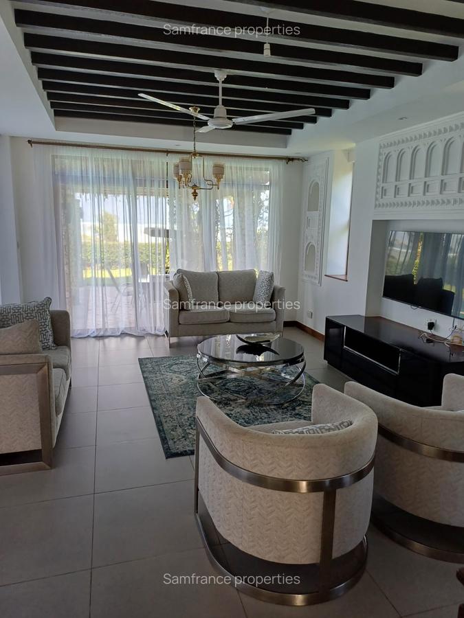 4 Bed Villa with En Suite at Sultan - 9
