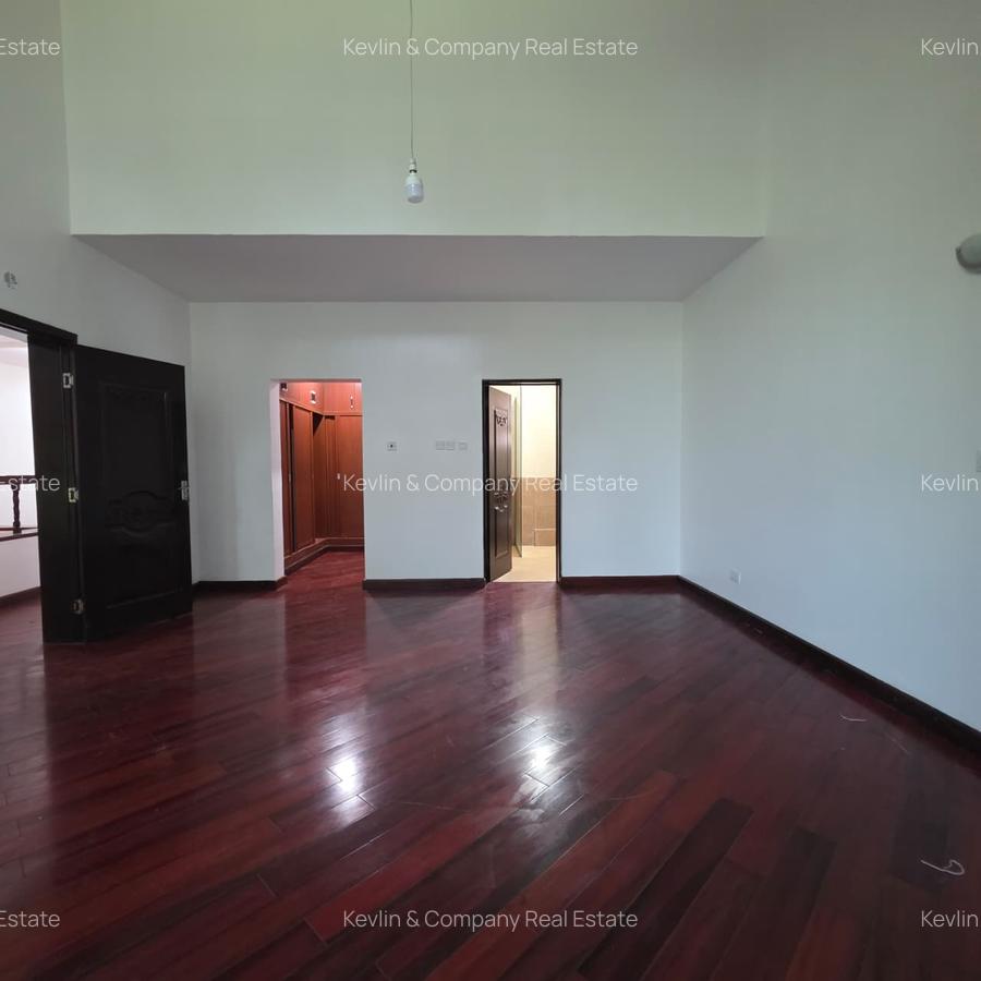 5 Bed Villa with En Suite in Lavington - 13