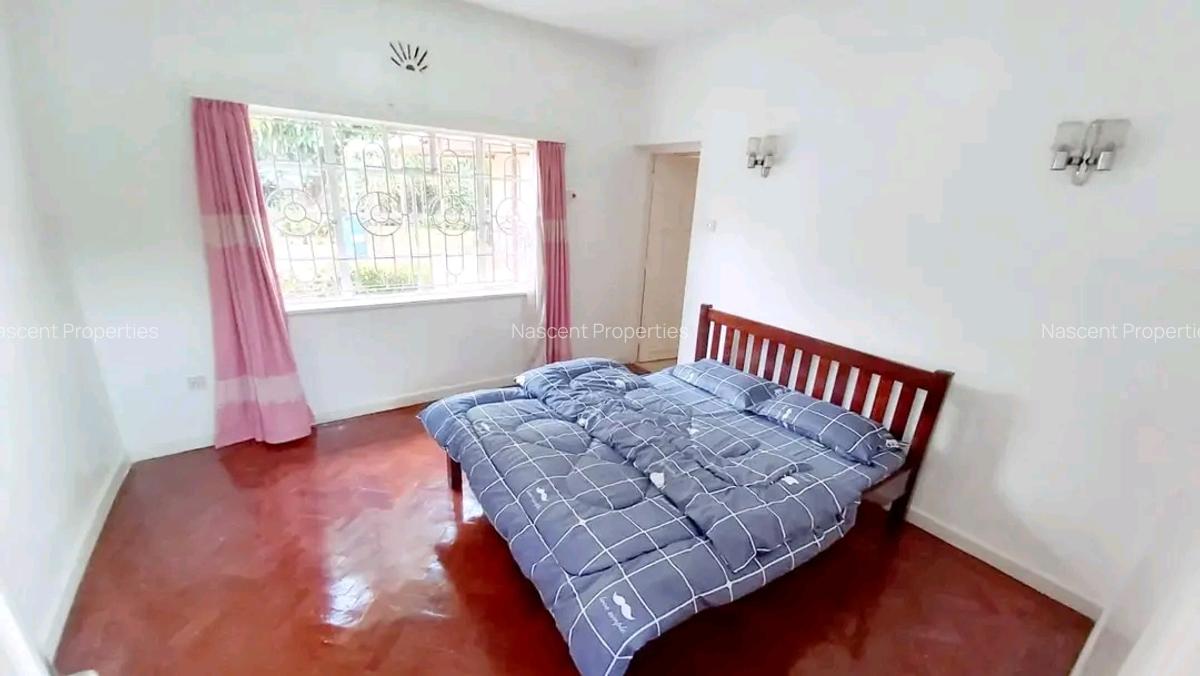3 Bed House with En Suite in Spring Valley - 9