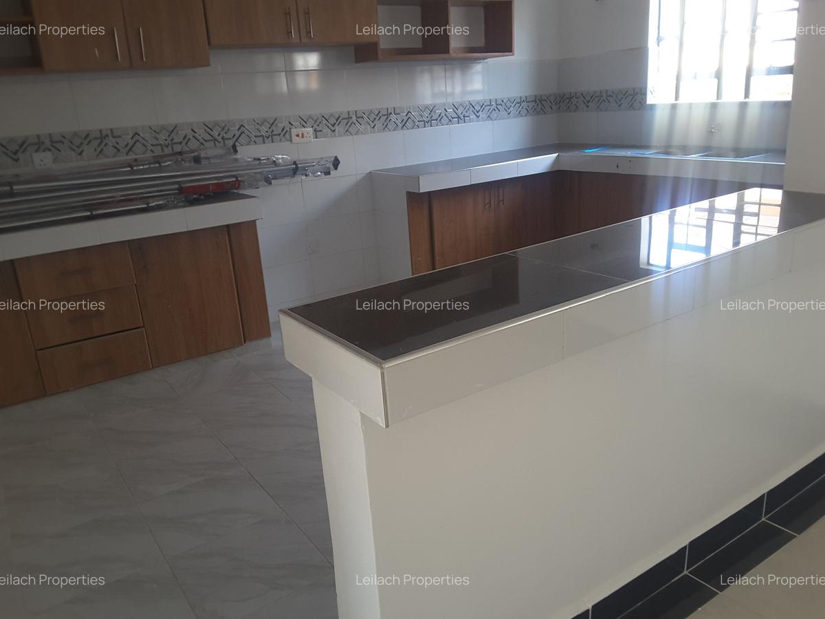 4 Bed House with En Suite in Ongata Rongai - 15