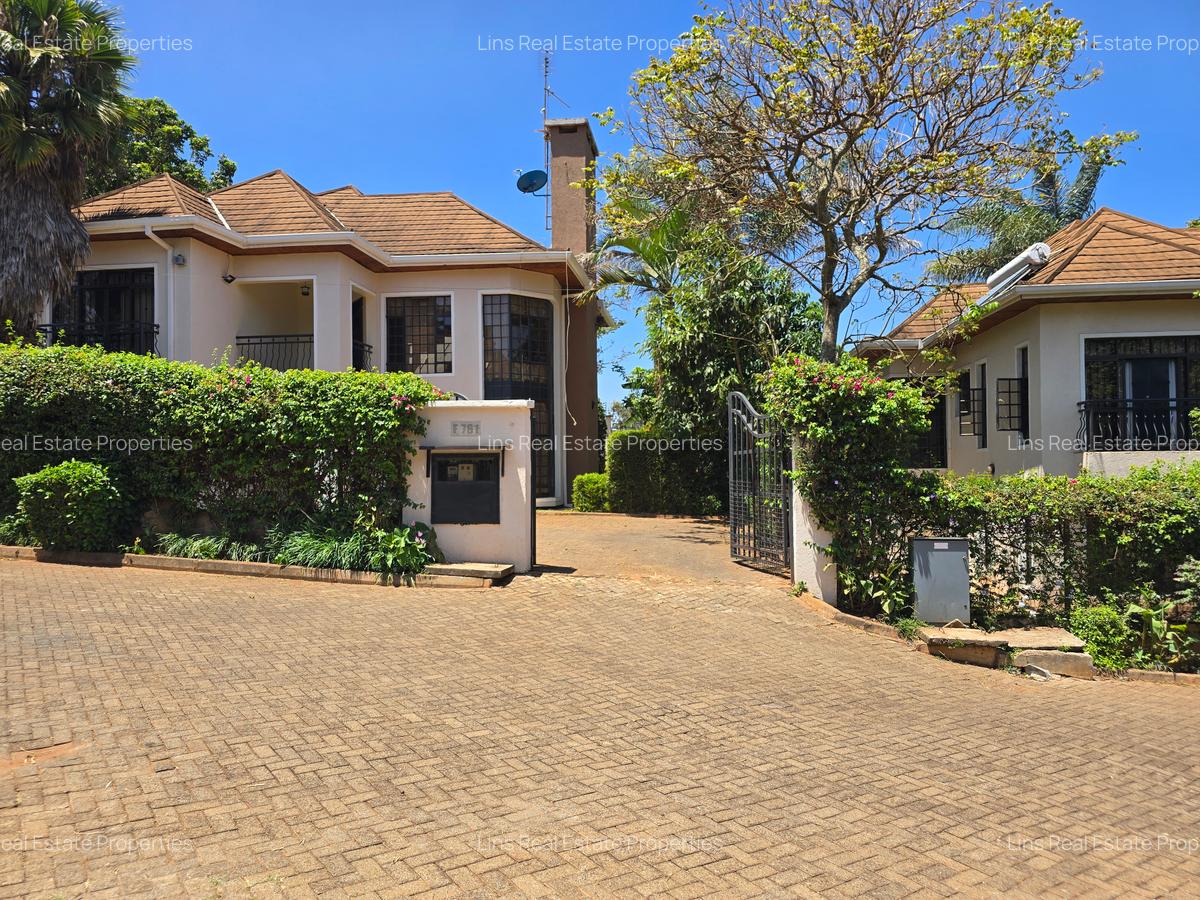 4 Bed Villa with En Suite in Runda - 1