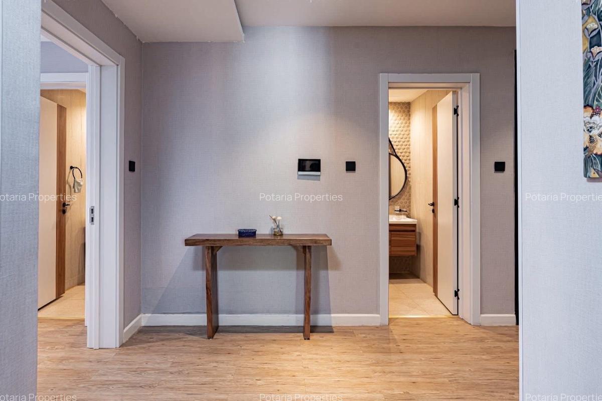 Serviced 2 Bed Apartment with En Suite in Westlands Area - 11