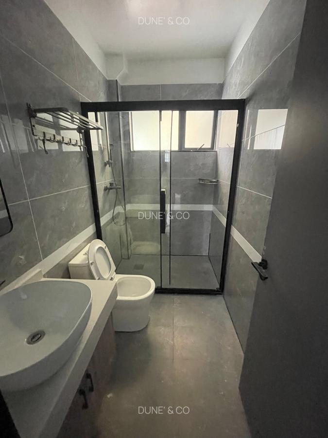 3 Bed Apartment with En Suite in Lavington - 20