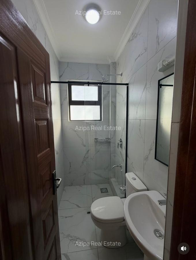 4 Bed Villa with Swimming Pool in Kitengela - 17