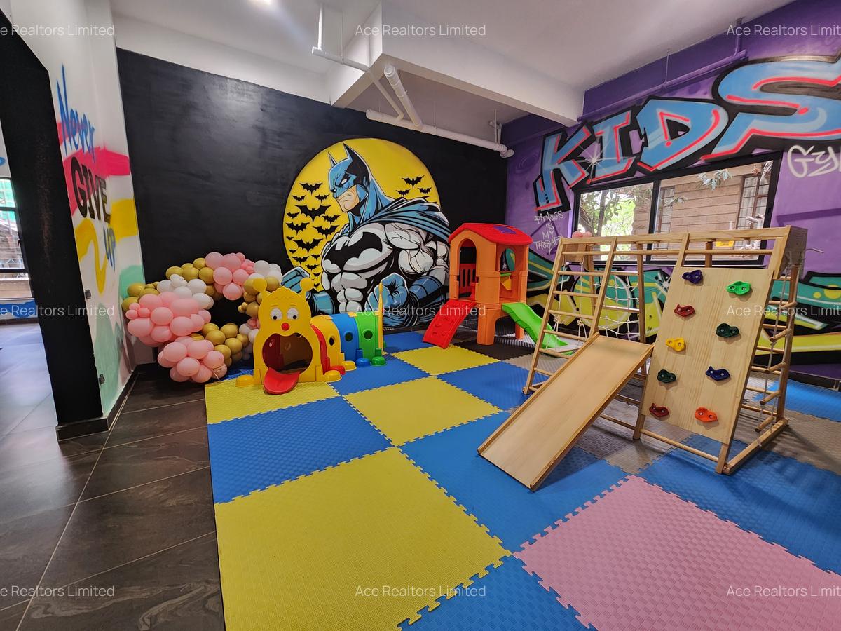 2 Bed Apartment with En Suite at Brookside - 8