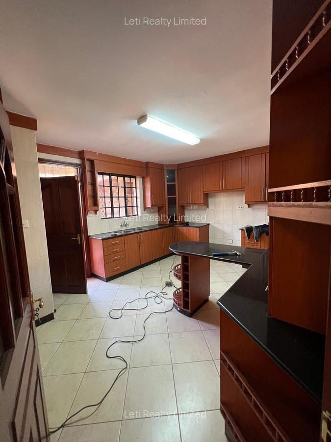5 Bed Townhouse with En Suite in Kileleshwa - 8