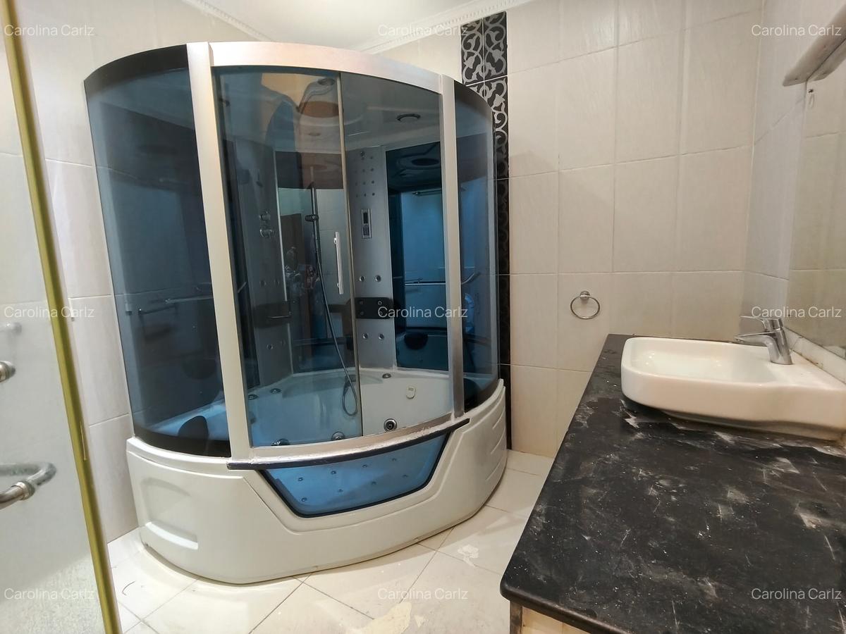 4 Bed Townhouse with En Suite at Kyuna - 13