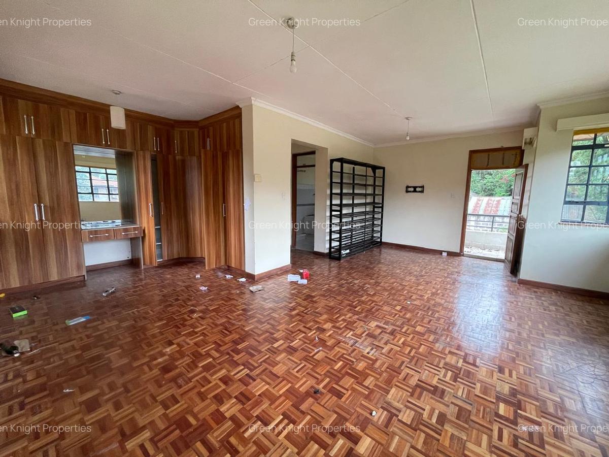 5 Bed House with En Suite in Karen - 9