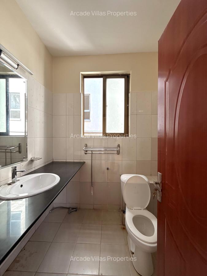 3 Bed Apartment with En Suite in Kileleshwa - 15