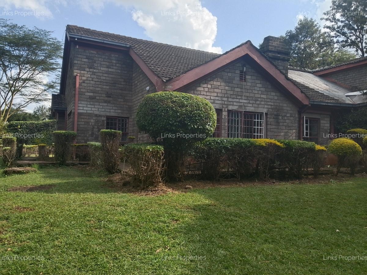 3 Bed House with En Suite at Karen - 1