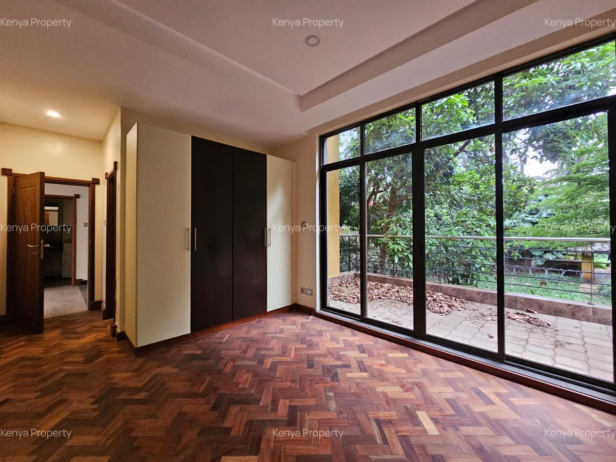 5 Bed Villa with En Suite at Naushad Meralli Drive Next To Lavington Curve Mall - 20