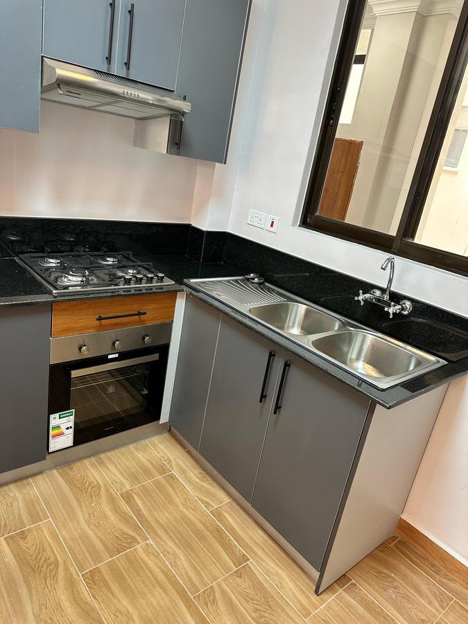 1 Bed Apartment with En Suite at Westlands - 3