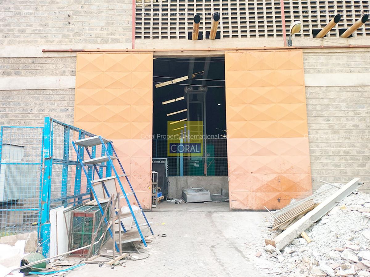Warehouse in Industrial Area - 7
