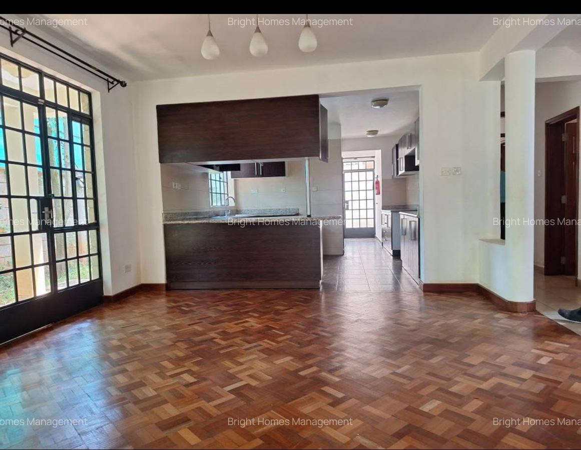 4 Bed Townhouse with En Suite in Lavington - 3